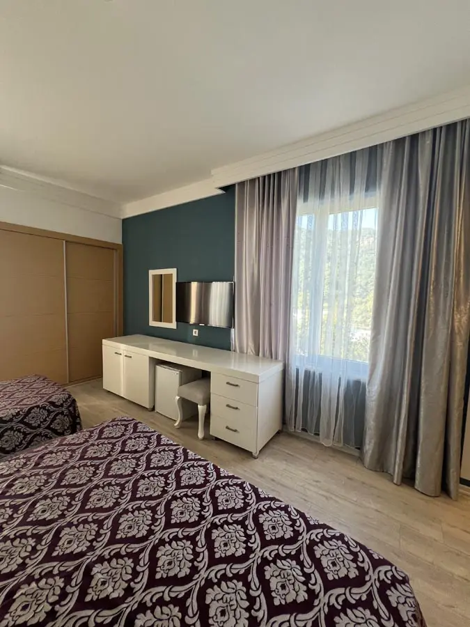 Kara Manzaralı Standart Oda